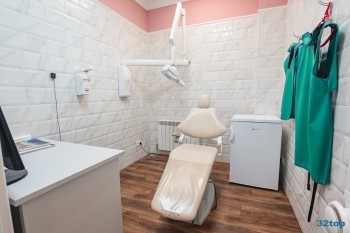 Стоматологическая клиника ЖЕМЧУЖИНА на Космонавтов