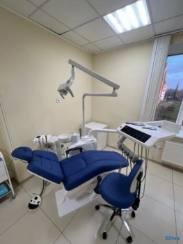 ​Стоматологическая клиника ПЛОМБИР