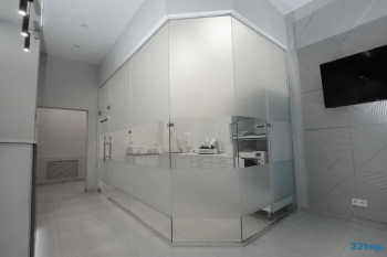 Стоматологическая клиника SMILE (СМАЙЛ) на Революции 1905