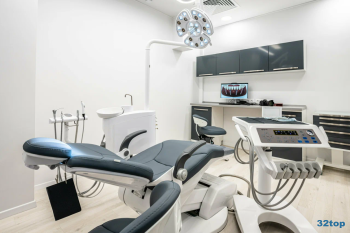 Стоматологическая клиника DENTAL HOME (ДЕНТАЛ ХОУМ) на Рощинской