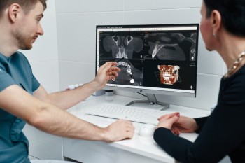 Центр комплексной стоматологии БЛАГО КЛИНИК на Адмирала Коновалова