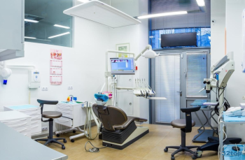 СТОЛИЧНАЯ СТОМАТОЛОГИЯ м. Молодежная