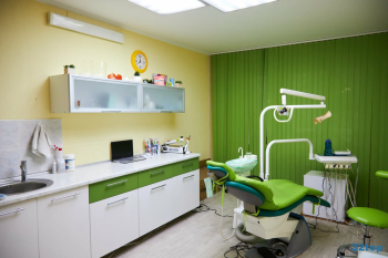 Стоматологический кабинет ДЕНКОМ