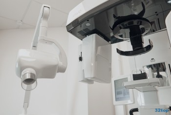 ЦЕНТР СТОМАТОЛОГИИ БЕЛОЙ АПТЕКИ м. Красный проспект