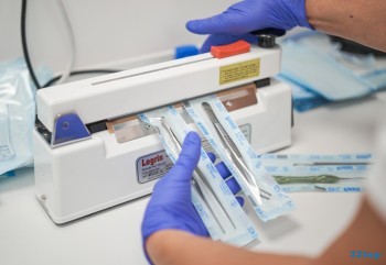 ЦЕНТР СТОМАТОЛОГИИ БЕЛОЙ АПТЕКИ м. Красный проспект