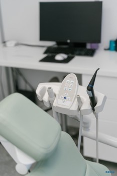 ЦЕНТР СТОМАТОЛОГИИ БЕЛОЙ АПТЕКИ м. Красный проспект