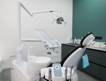 Стоматологическая клиника ЦЕНТРАЛЬНАЯ СТОМАТОЛОГИЯ