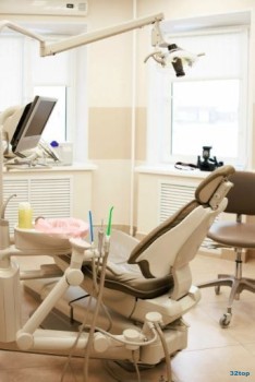 Стоматологическая клиника ДЕМОКРАТ на Героев Самотлора