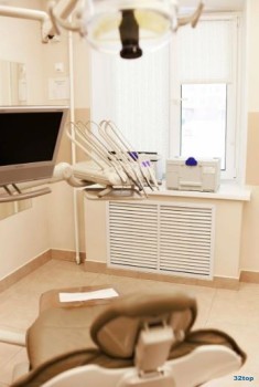 Стоматологическая клиника ДЕМОКРАТ на Героев Самотлора