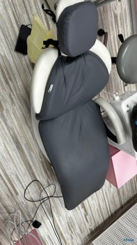 Сеть клиник стоматологии ЛАУРА на Зорге, 275