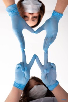 Сеть клиник стоматологии ЛАУРА на Громова