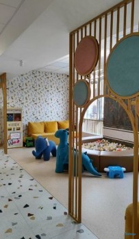 Сеть частных клиник СТОМОПОЛИС на Чекистов