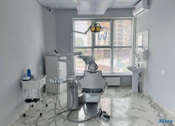 Стоматологическая клиника ВАШ ДОКТОР на Набережной Приволжского затона