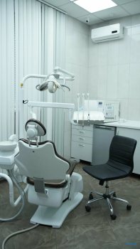 Стоматологическая клиника ЗУБКЗУБУ на Толстого