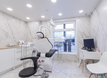 Стоматолог ПЕРСПЕКТИВА м. Уральская