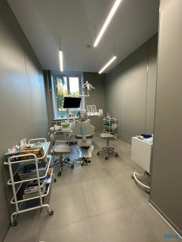 Стоматология ДЕНТАЛРУМ (DENTALROOM) на Коминтерна
