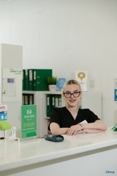 Стоматологическая клиника ВИВА ВОЧЕ (VIVA VOCЕ) на Пионерской