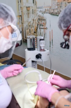Стоматологическая клиника СТОМЦЕНТР ПЕРВЫЙ