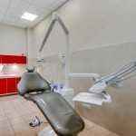 Стоматологический центр СТОМАДЕНТ на Варфоломеева