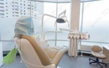 Грамотная стоматология СТОМУС НА ФУЧИКА м. Дубравная