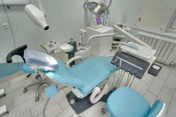 Центр стоматологии ЮМИ на Докторова