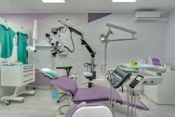 Центр стоматологии ЮМИ на Докторова