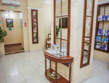 Стоматология 32 КАРАТА на Тополиной, 9А