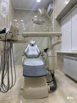 Центр стоматологии и имплантации EMILY CLINIC (ЭМИЛИ КЛИНИК)