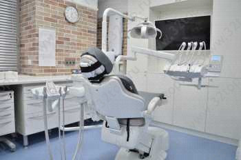 Стоматология DENTAL CONFIDENCE (ДЭНТАЛ КОНФИДЭНС) м. Петроградская