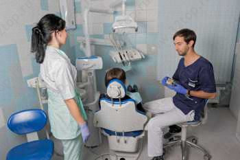 Стоматологический центр СТОМDЕНТ (СТОМДЕНТ) на Заводской