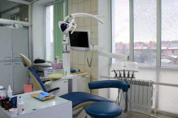 Стоматология АЛЬБАДЕНТ на Дубравной, 51В