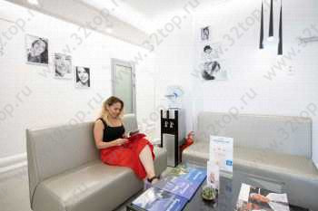 Центр современной стоматологии ВЭЛАДЕНТ на Курчатова