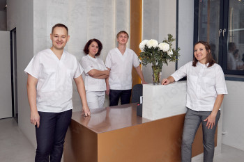 Стоматология ДОКТОР ДЕНТ на Казанском