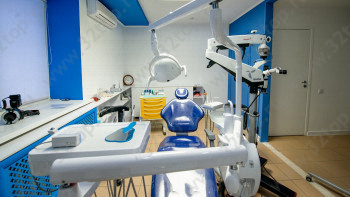 Стоматологическая клиника АРТСМАЙЛ м. Российская