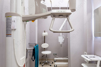 Стоматологическая клиника ДЕНТУС м. Комендантский проспект