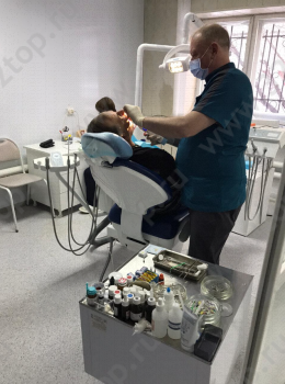 Стоматологическая клиника СТОМСЕРВИС на Ивана Черных