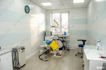 Стоматология DENTALCOM (ДЕНТАЛКОМ)