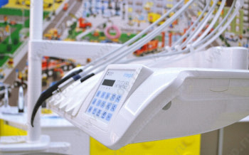 Сеть стоматологических клиник ATMOSFERA ISTORIY (АТМОСФЕРА ИСТОРИЙ) на Депутатской