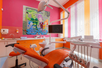 Стоматологическая клиника БЬЮТИ ДЕНТ на Петра Ломако