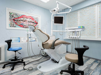 Сеть стоматологических клиник ДЛЯ СЕМЬИ на Байбакова