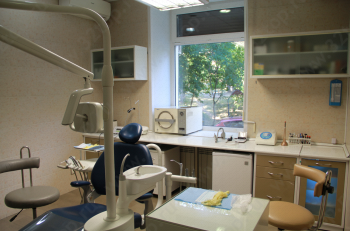 Стоматология НОВОДЕНТ м. Уралмаш