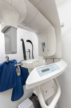 СЕМЕЙНАЯ СТОМАТОЛОГИЧЕСКАЯ КЛИНИКА на Салютной