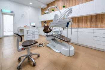 Сеть стоматологий ЛУЧШИЙ на Брянском фронте