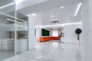 Сеть стоматологий ЛУЧШИЙ на Брянском фронте