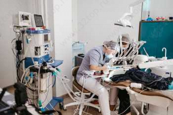 Сеть стоматологических клиник ЭVОЛЮЦИЯ (ЭВОЛЮЦИЯ) м. Раменки