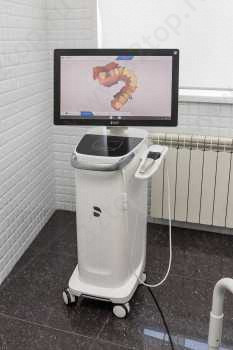 Сеть стоматологических клиник ДЕНТАС на Авиаторов