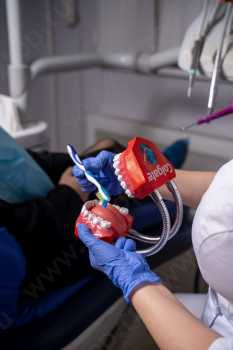 Сеть стоматологических клиник СТУДИЯ ЭСТЕТ НА ОДЕССКОЙ м. Севастопольская