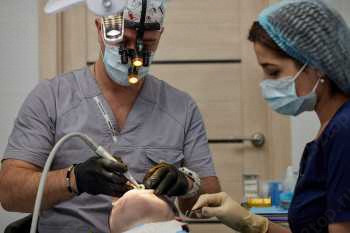 Стоматология БОБРОВ КЛИНИК (BOBROV CLINIC) м. Октябрьское Поле