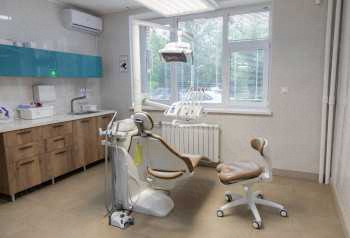 Сеть стоматологических клиник ЭVОЛЮЦИЯ (ЭВОЛЮЦИЯ) м. Мякинино