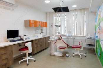 Сеть стоматологических клиник ЭVОЛЮЦИЯ (ЭВОЛЮЦИЯ) м. Мякинино